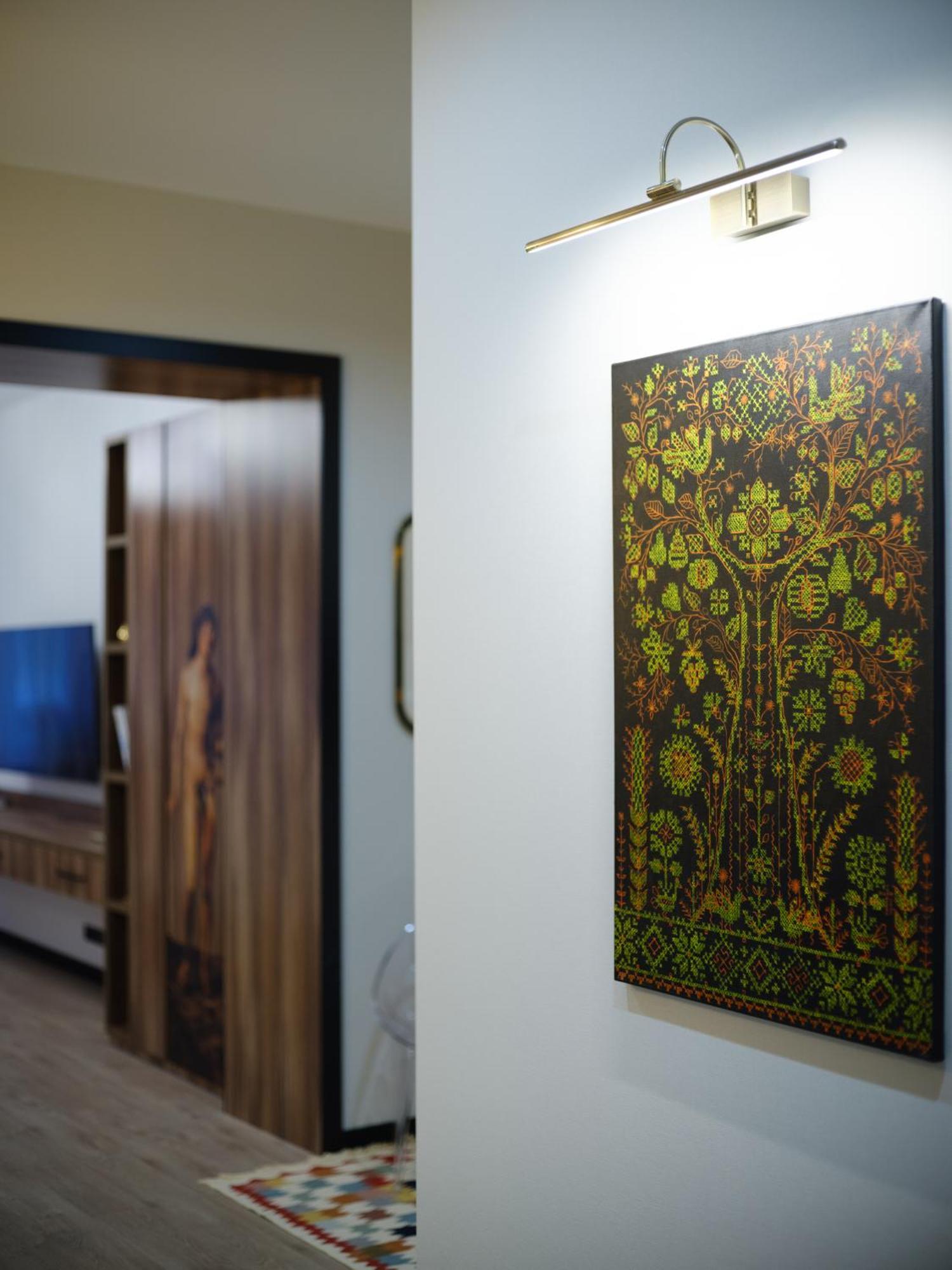 Mola Mola Apart Hotel Лвив Екстериор снимка